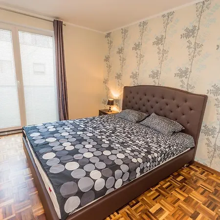 Dailystar Apartamento